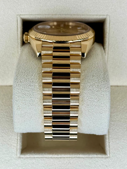 RLX Day-Date "President" 40mm Yellow Gold Champagne Diamond Baguette