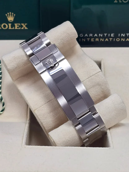 RLX White Gold Submariner Date Watch - The Blueberry - Blue Bezel - Black