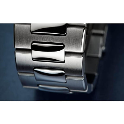 P. Philippe Nautilus Steel 5726-1A-014 with Black Gradated dial