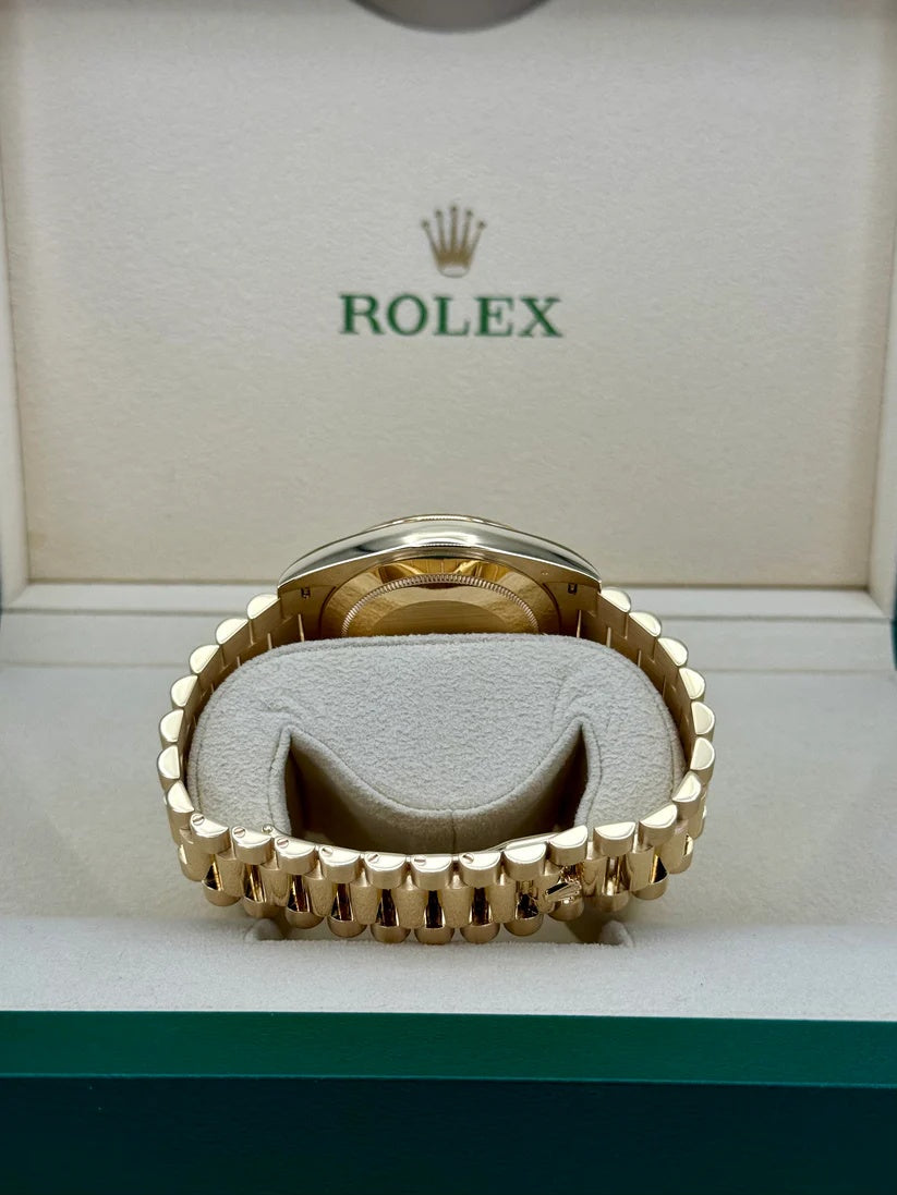 RLX Day-Date "President" 40mm Yellow Gold Champagne Diamond Baguette