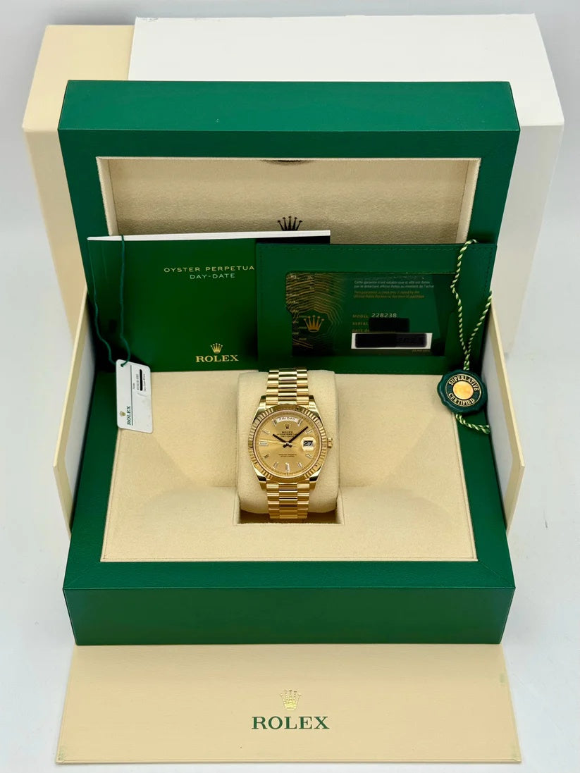 RLX Day-Date "President" 40mm Yellow Gold Champagne Diamond Baguette