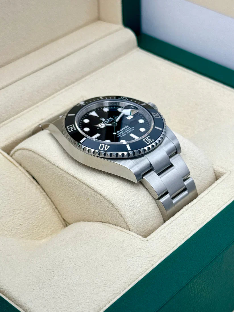 RLX Submariner 41mm Date Stainless Steel Black Dial Black Bezel