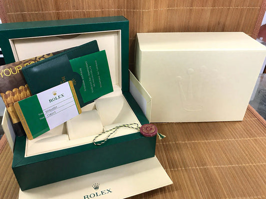 Coffret complet avec carte d’authenticité